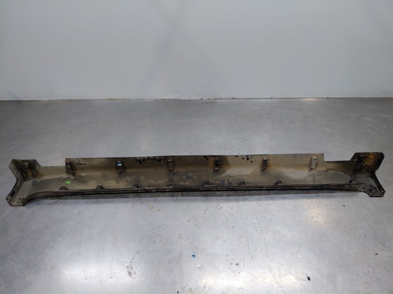 Recambio de faldon lateral para kia sportage concept referencia OEM IAM   