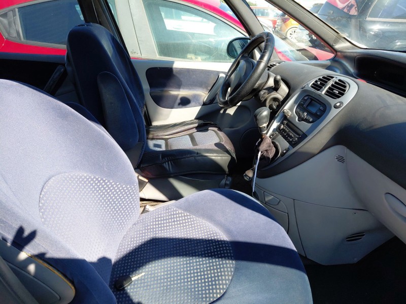 citroën xsara picasso (n68) del año 2004