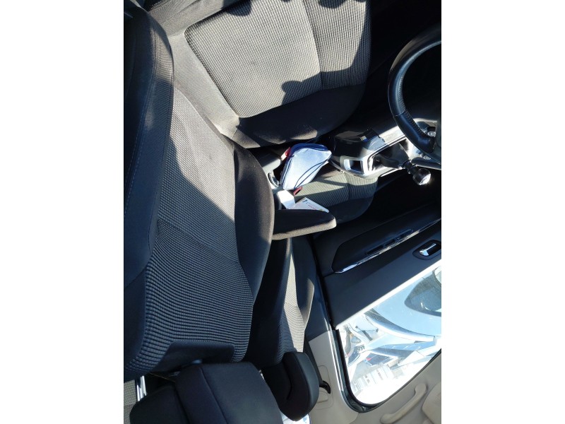 peugeot 5008 (0u_, 0e_) del año 2011