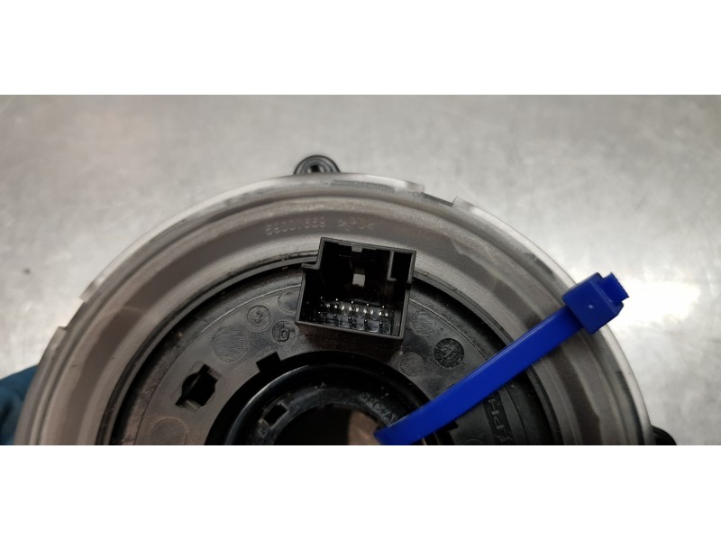 Recambio de anillo airbag para jeep renegade limited 4x2 referencia OEM IAM 59001668  