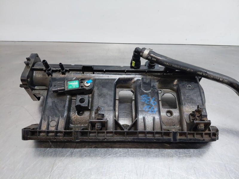 Recambio de colector admision para nissan pulsar (c13) fastback referencia OEM IAM   