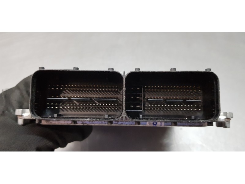 Recambio de centralita motor uce para hyundai kona klass 2wd referencia OEM IAM 391002U120  