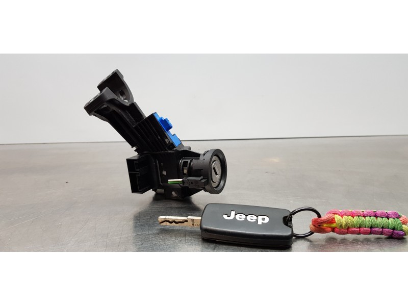 Recambio de antirrobo para jeep renegade limited 4x2 referencia OEM IAM 52182980  