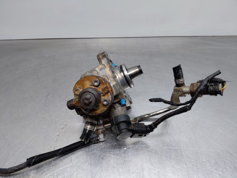 Recambio de bomba inyeccion para mercedes-benz sprinter iii furgón fwd kl3a4 referencia OEM IAM A6540704601 445010796 