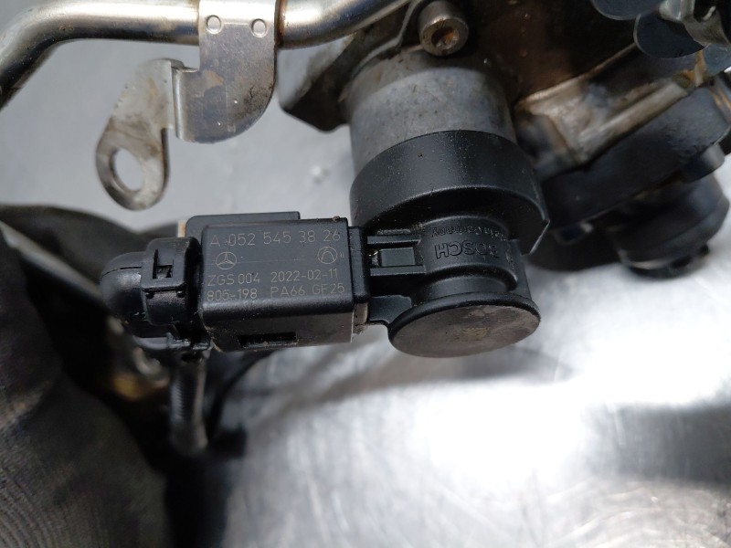 Recambio de bomba inyeccion para mercedes-benz sprinter iii furgón fwd kl3a4 referencia OEM IAM A6540704601 445010796 