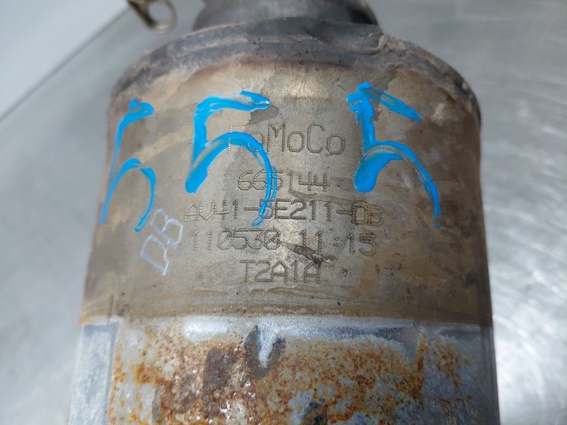 Recambio de filtro de particulas para ford kuga i 2.0 tdci referencia OEM IAM 1727498  