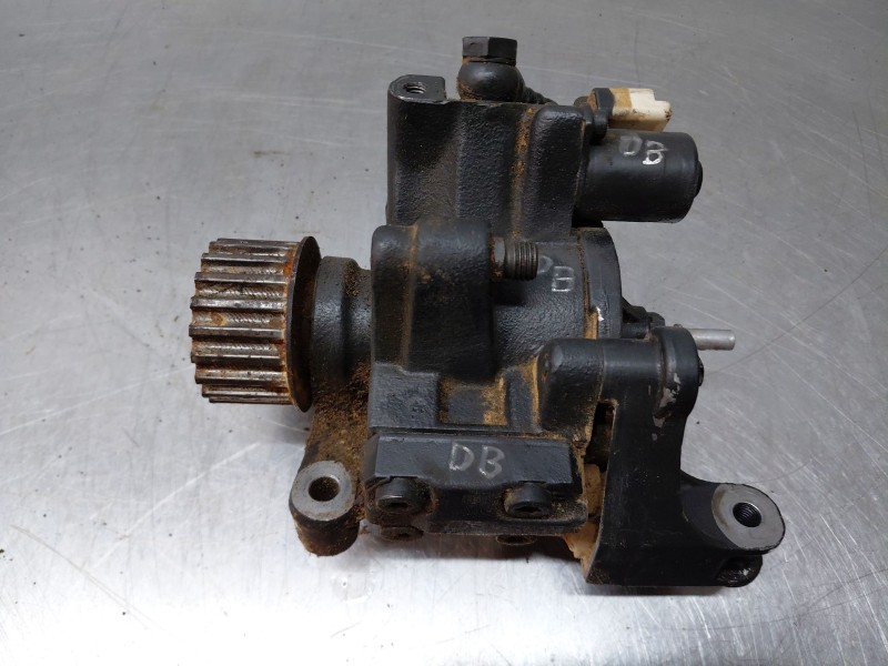 Recambio de bomba inyeccion para dacia lodgy laureate referencia OEM IAM   