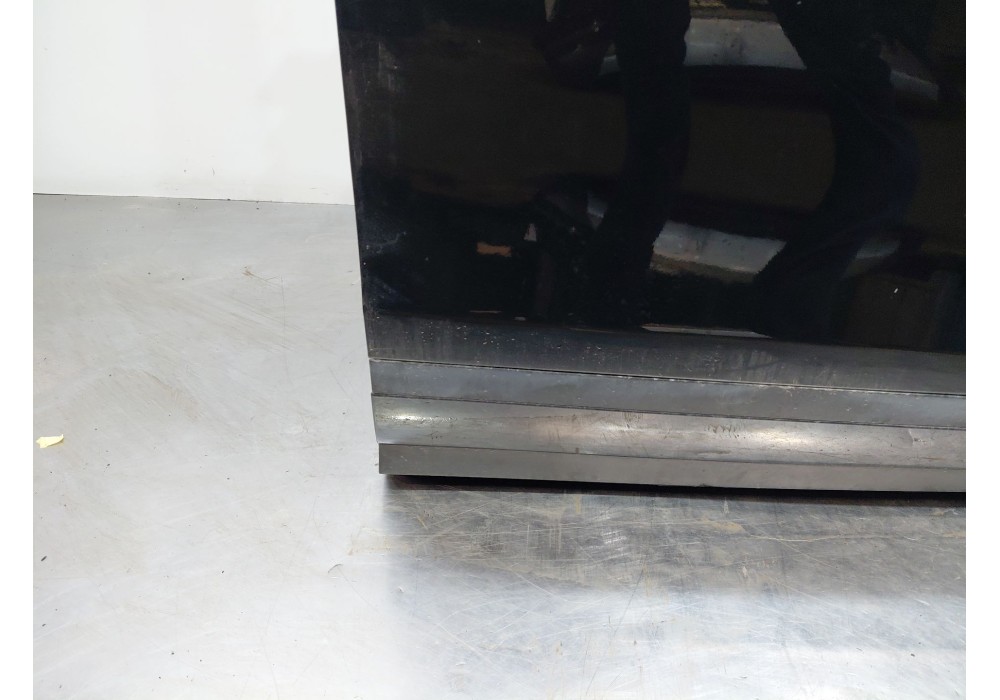 Recambio de puerta delantera derecha para land rover range rover evoque (l551) 2.0 d150 referencia OEM IAM   