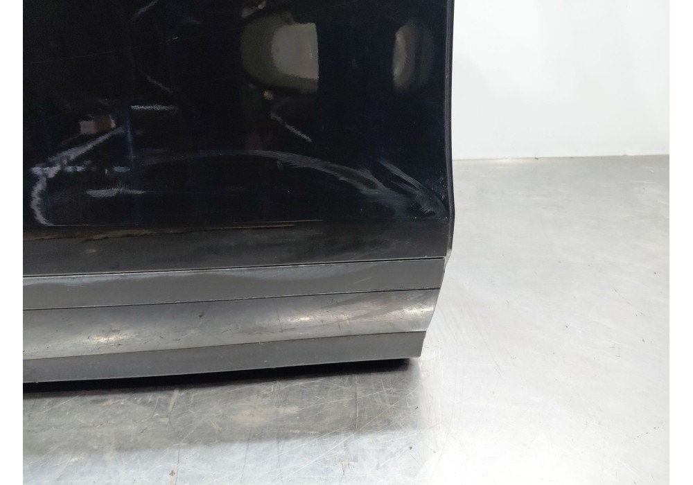 Recambio de puerta trasera derecha para land rover range rover evoque (l551) 2.0 d150 referencia OEM IAM   