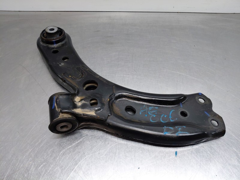 Recambio de brazo suspension inferior delantero izquierdo para mg zs confort referencia OEM IAM   