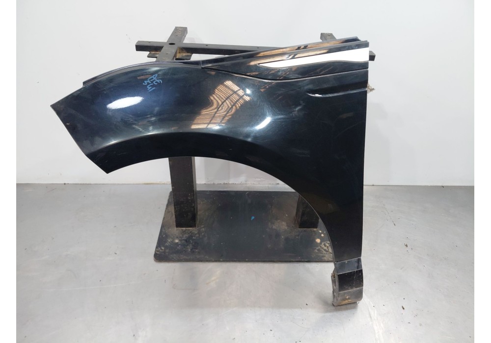 Recambio de aleta delantera izquierda para land rover range rover evoque (l551) 2.0 d150 referencia OEM IAM   