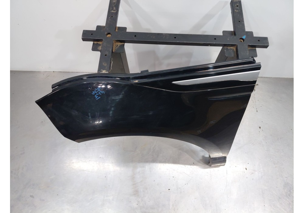 Recambio de aleta delantera izquierda para land rover range rover evoque (l551) 2.0 d150 referencia OEM IAM   