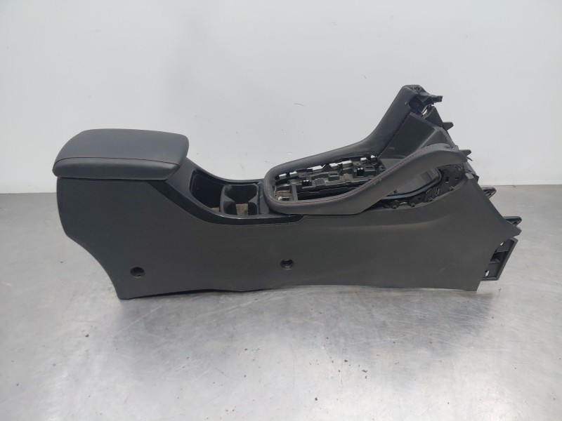 Recambio de apoyabrazos central para mg zs confort referencia OEM IAM   