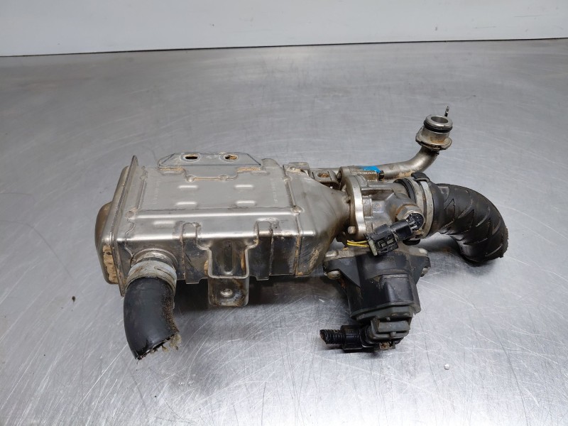 Recambio de enfriador egr para mercedes-benz sprinter iii furgón fwd kl3a4 referencia OEM IAM A6541402701  