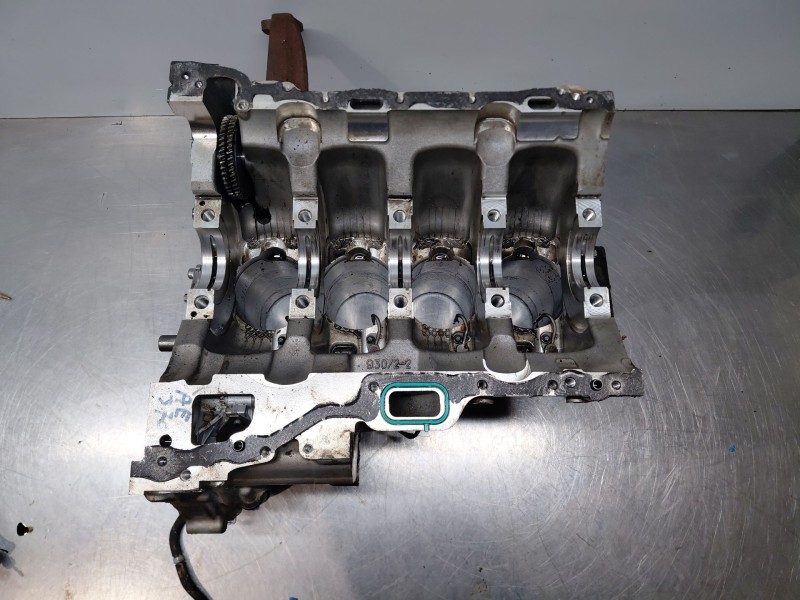 Recambio de bloque para mercedes-benz sprinter iii furgón fwd kl3a4 referencia OEM IAM 654920  