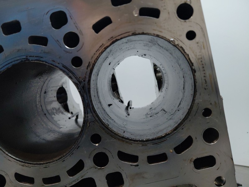 Recambio de bloque para mercedes-benz sprinter iii furgón fwd kl3a4 referencia OEM IAM 654920  