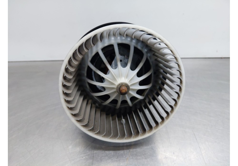 Recambio de motor calefaccion para land rover range rover evoque (l551) 2.0 d150 referencia OEM IAM   