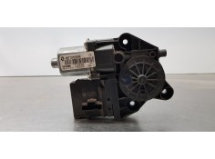 Recambio de motor elevalunas trasero izquierdo para renault scenic iii bose edition referencia OEM IAM 827310166R  