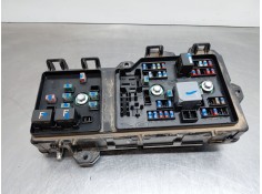 Recambio de caja reles / fusibles para land rover range rover evoque (l551) 2.0 d150 referencia OEM IAM    2