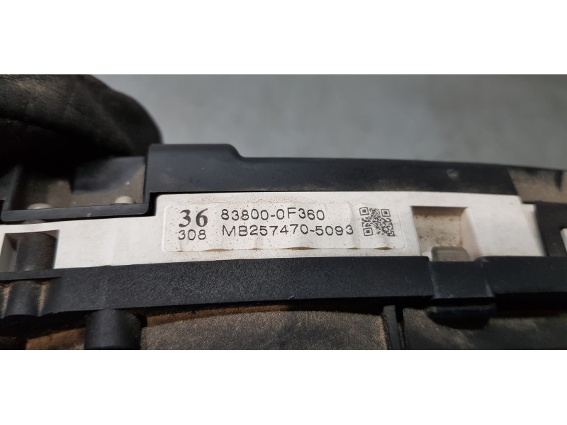 Recambio de cuadro instrumentos para toyota verso active referencia OEM IAM 838000F360  