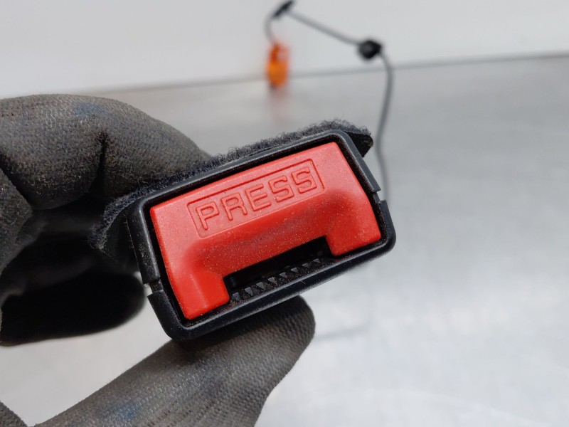 Recambio de pretensor airbag derecho para land rover range rover evoque (l551) 2.0 d150 referencia OEM IAM   