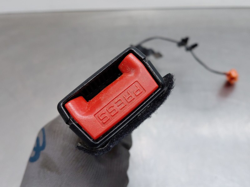 Recambio de pretensor airbag izquierdo para land rover range rover evoque (l551) 2.0 d150 referencia OEM IAM   