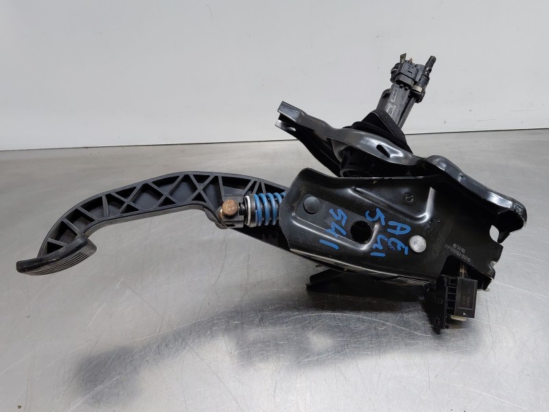 Recambio de pedal embrague para land rover range rover evoque (l551) 2.0 d150 referencia OEM IAM   