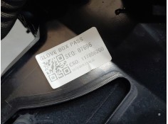 Recambio de guantera para land rover range rover evoque (l551) 2.0 d150 referencia OEM IAM    2