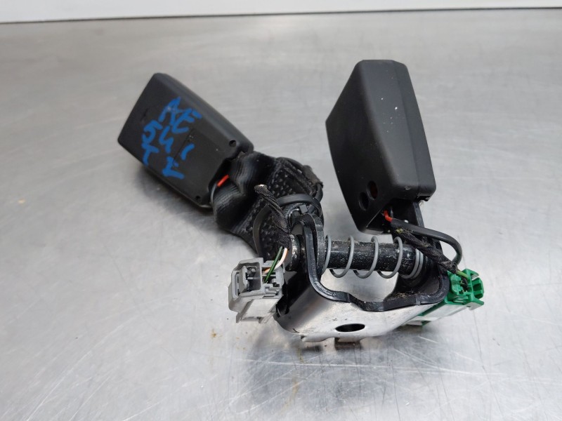 Recambio de pretensor airbag derecho para land rover range rover evoque (l551) 2.0 d150 referencia OEM IAM   