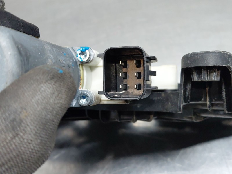 Recambio de elevalunas delantero izquierdo para land rover range rover evoque (l551) 2.0 d150 referencia OEM IAM   