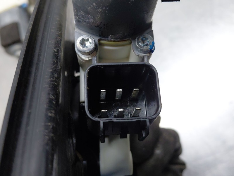 Recambio de elevalunas trasero derecho para land rover range rover evoque (l551) 2.0 d150 referencia OEM IAM   