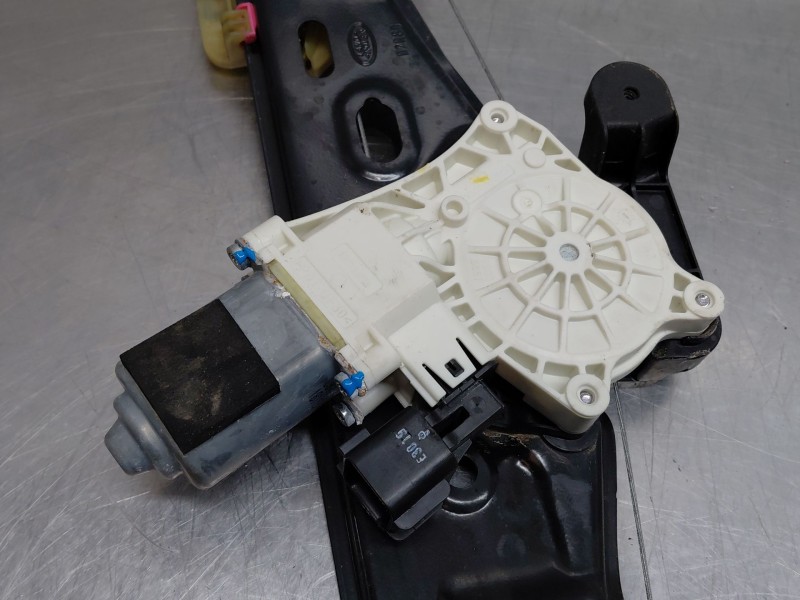 Recambio de elevalunas trasero derecho para land rover range rover evoque (l551) 2.0 d150 referencia OEM IAM   