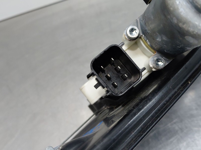 Recambio de elevalunas trasero izquierdo para land rover range rover evoque (l551) 2.0 d150 referencia OEM IAM   