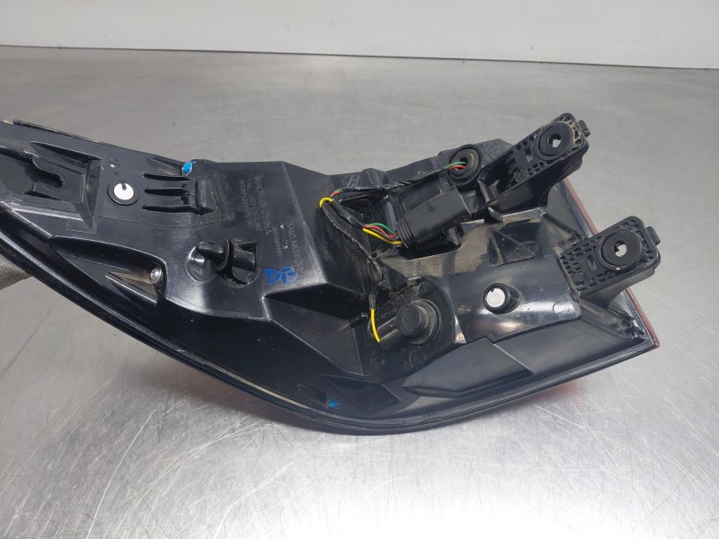 Recambio de piloto trasero derecho para mg zs confort referencia OEM IAM   