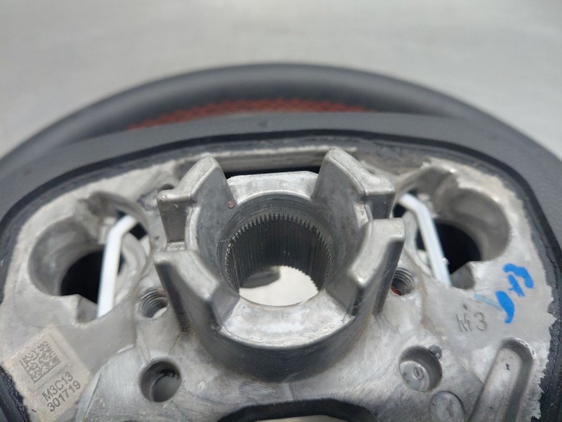 Recambio de volante para mg zs confort referencia OEM IAM   