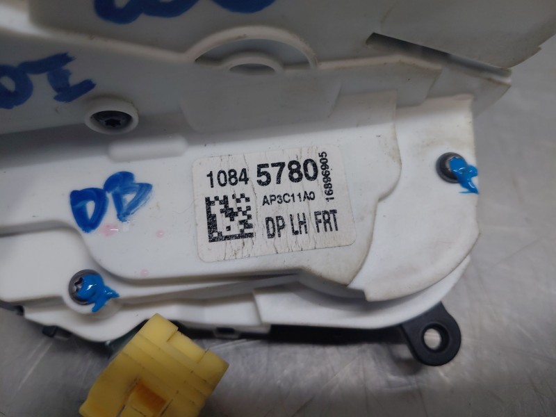 Recambio de cerradura puerta delantera izquierda para mg zs confort referencia OEM IAM   