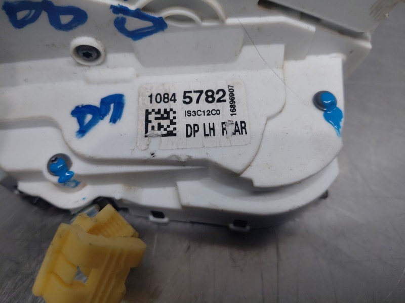 Recambio de cerradura puerta trasera izquierda para mg zs confort referencia OEM IAM   