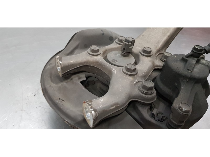 Recambio de mangueta delantera derecha para lexus is 300h referencia OEM IAM 4320153010   Recambio de mangueta delantera derecha para lexus is 300h referencia OEM IAM 4320153010