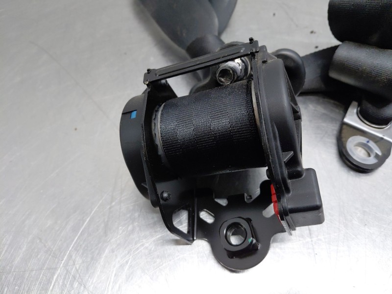 Recambio de cinturon seguridad trasero derecho para mg zs confort referencia OEM IAM   