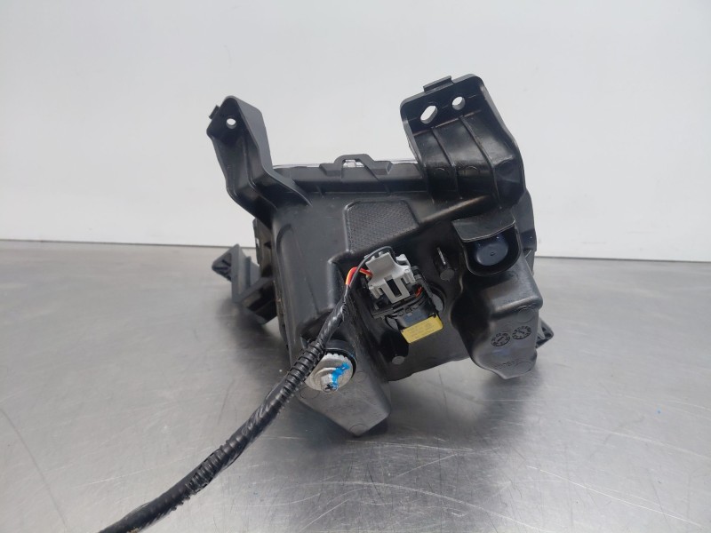 Recambio de faro antiniebla izquierdo para mg zs confort referencia OEM IAM   