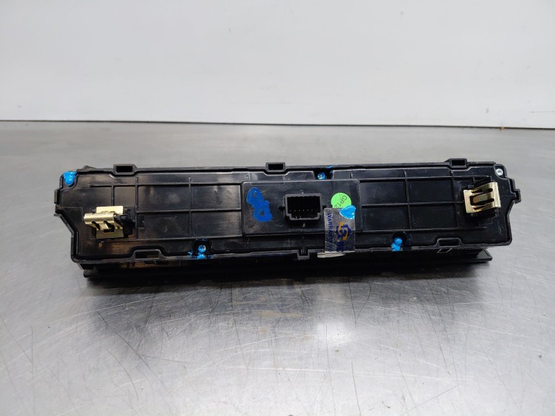 Recambio de mando climatizador para mg zs confort referencia OEM IAM   