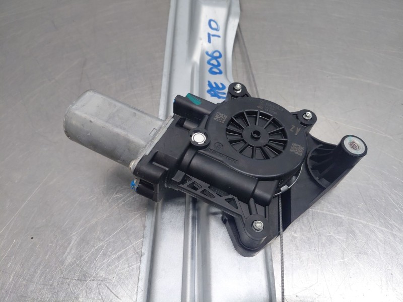 Recambio de elevalunas trasero derecho para mg zs confort referencia OEM IAM   