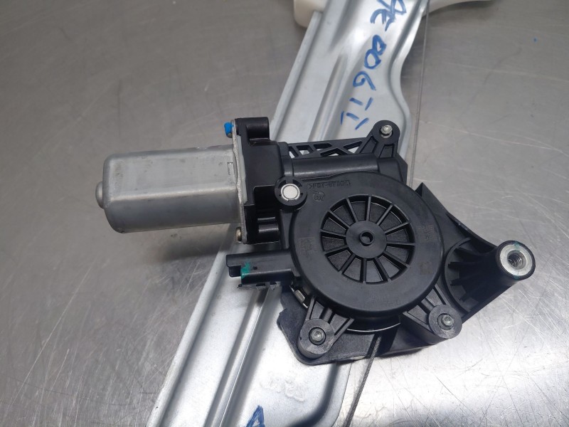 Recambio de elevalunas trasero izquierdo para mg zs confort referencia OEM IAM   