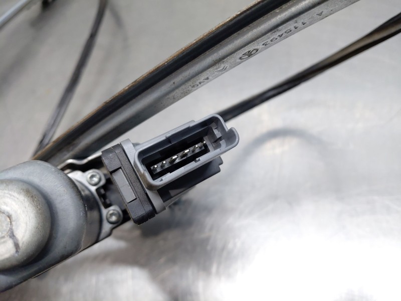 Recambio de elevalunas delantero izquierdo para citroën xsara (n1) 2.0 hdi 90 referencia OEM IAM   