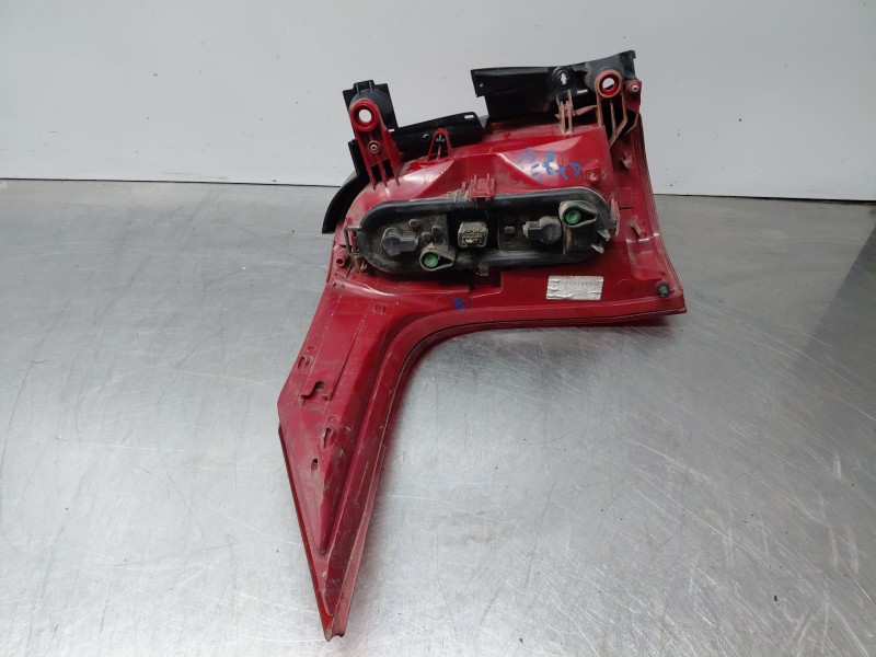 Recambio de piloto trasero derecho para peugeot 5008 (0u_, 0e_) 1.6 hdi referencia OEM IAM   