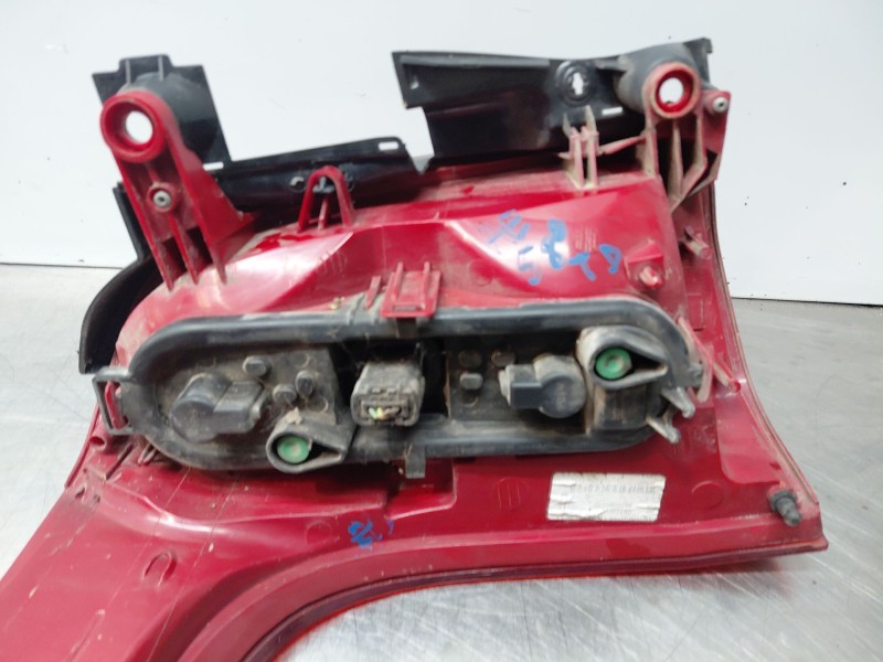 Recambio de piloto trasero derecho para peugeot 5008 (0u_, 0e_) 1.6 hdi referencia OEM IAM   