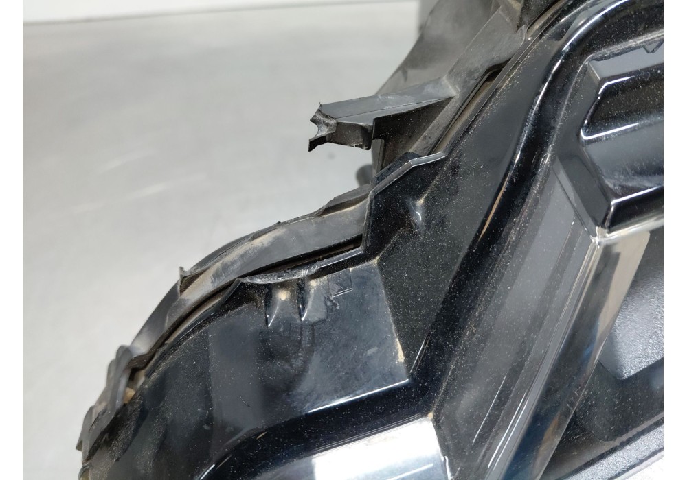 Recambio de faro izquierdo para land rover range rover evoque (l551) 2.0 d150 referencia OEM IAM   