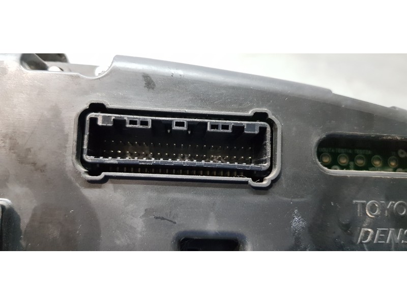 Recambio de cuadro instrumentos para toyota verso active referencia OEM IAM 838000F360   Recambio de cuadro instrumentos para toyota verso active referencia OEM IAM 838000F360