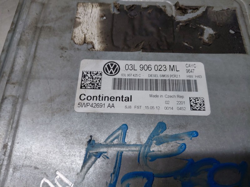 Recambio de centralita motor uce para volkswagen golf vi variant (aj5) comfortline referencia OEM IAM   