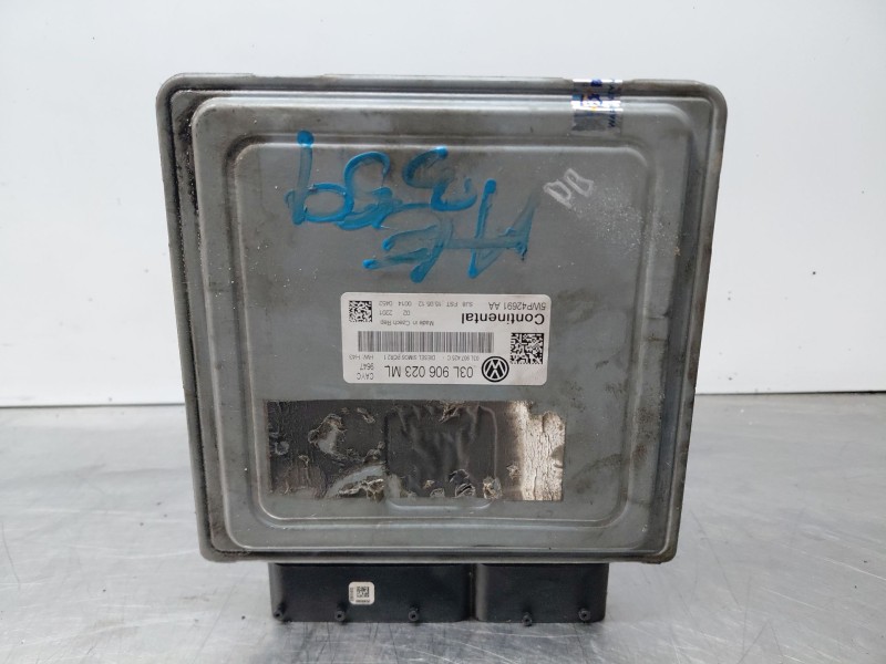 Recambio de centralita motor uce para volkswagen golf vi variant (aj5) comfortline referencia OEM IAM   